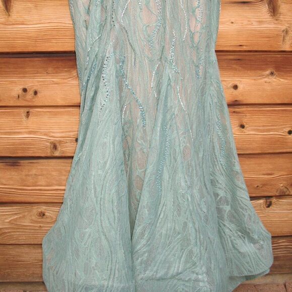 Mac Duggal 79291 Womens Green BEADED ILLUSION LONG SLEEVE PLUNGE NECK GOWN - Picture 11 of 16
